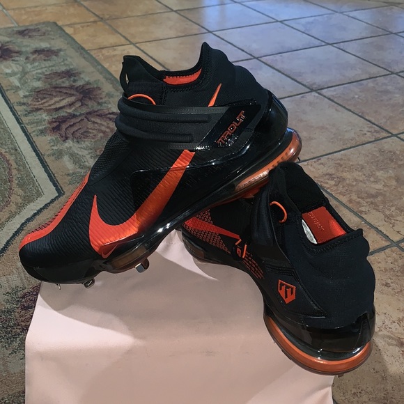 trout 7 baseball cleats
